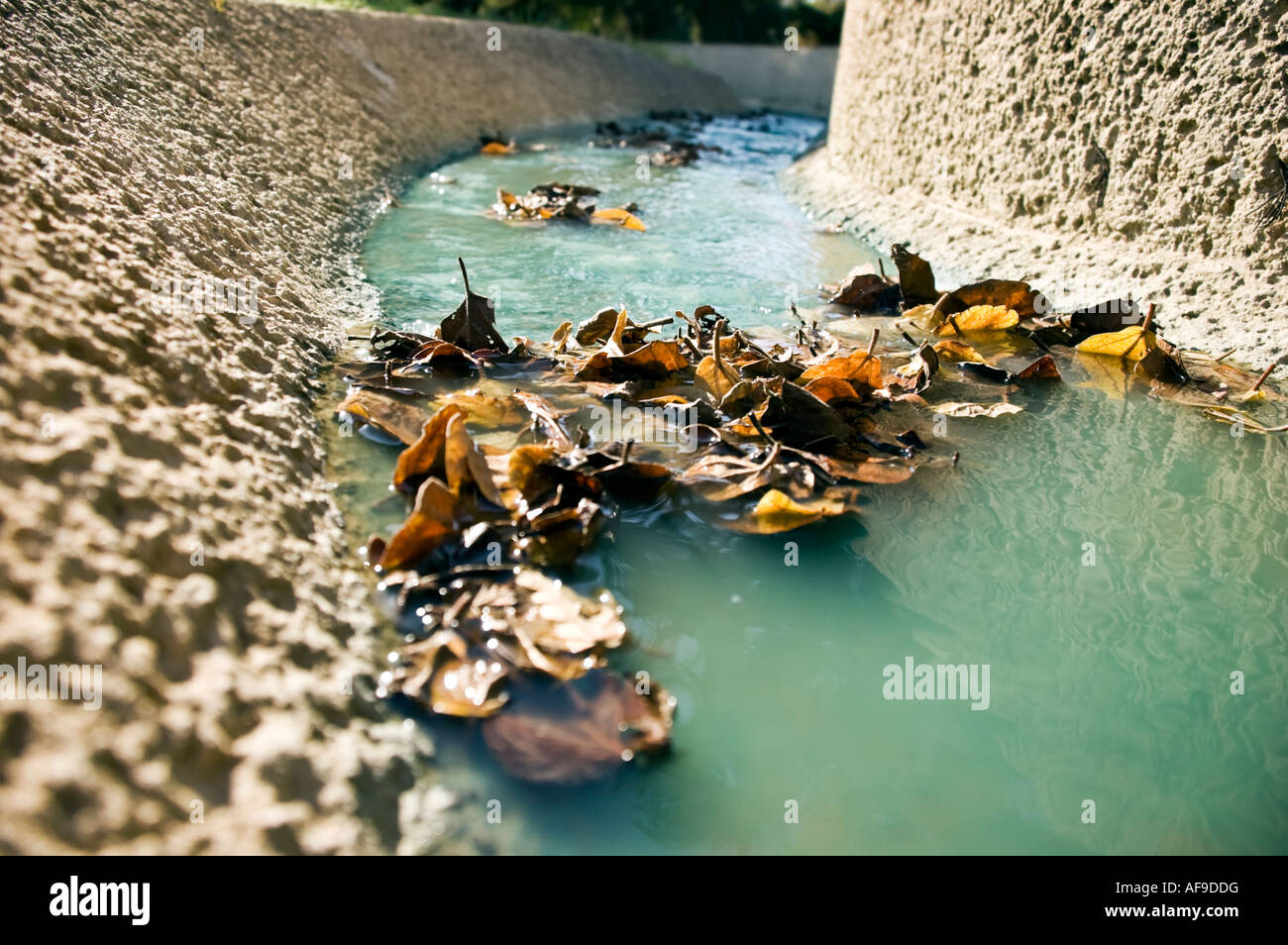 Autunnale di canale per acqua Foto Stock