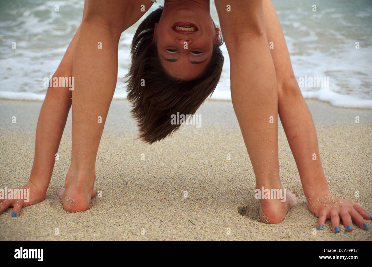 Miami Beach Florida,Atlantic Shore,costa,costa,costa,mare,adulti adulta adulta donna donna donna donna donna donna donna donna,teen teen teenage adolescente gioventù Foto Stock