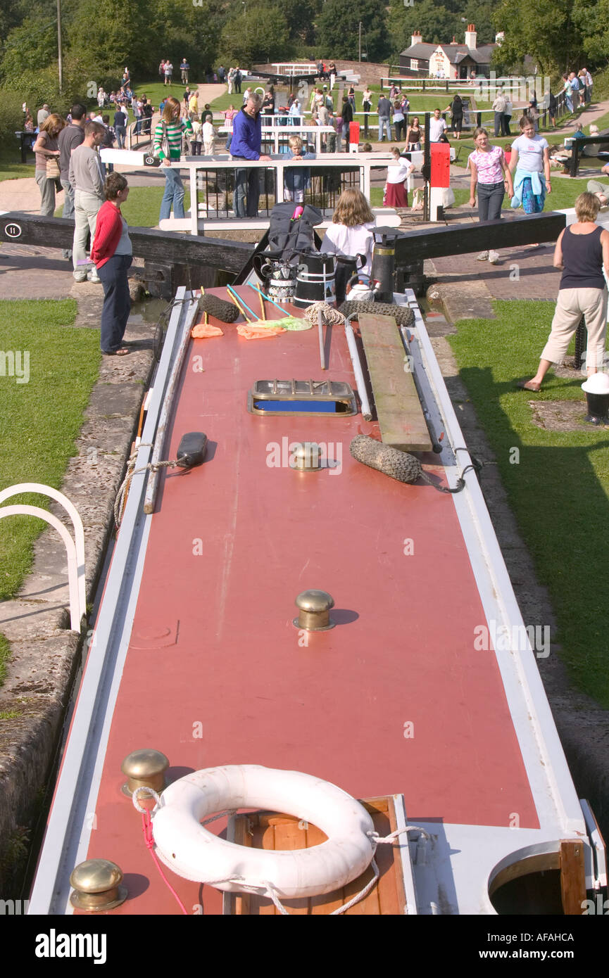 Una stretta di viaggio in barca attraverso Foxton si blocca sul Grand Union Canal LEICESTERSHIRE REGNO UNITO il volo più lungo di canal si blocca in Foto Stock