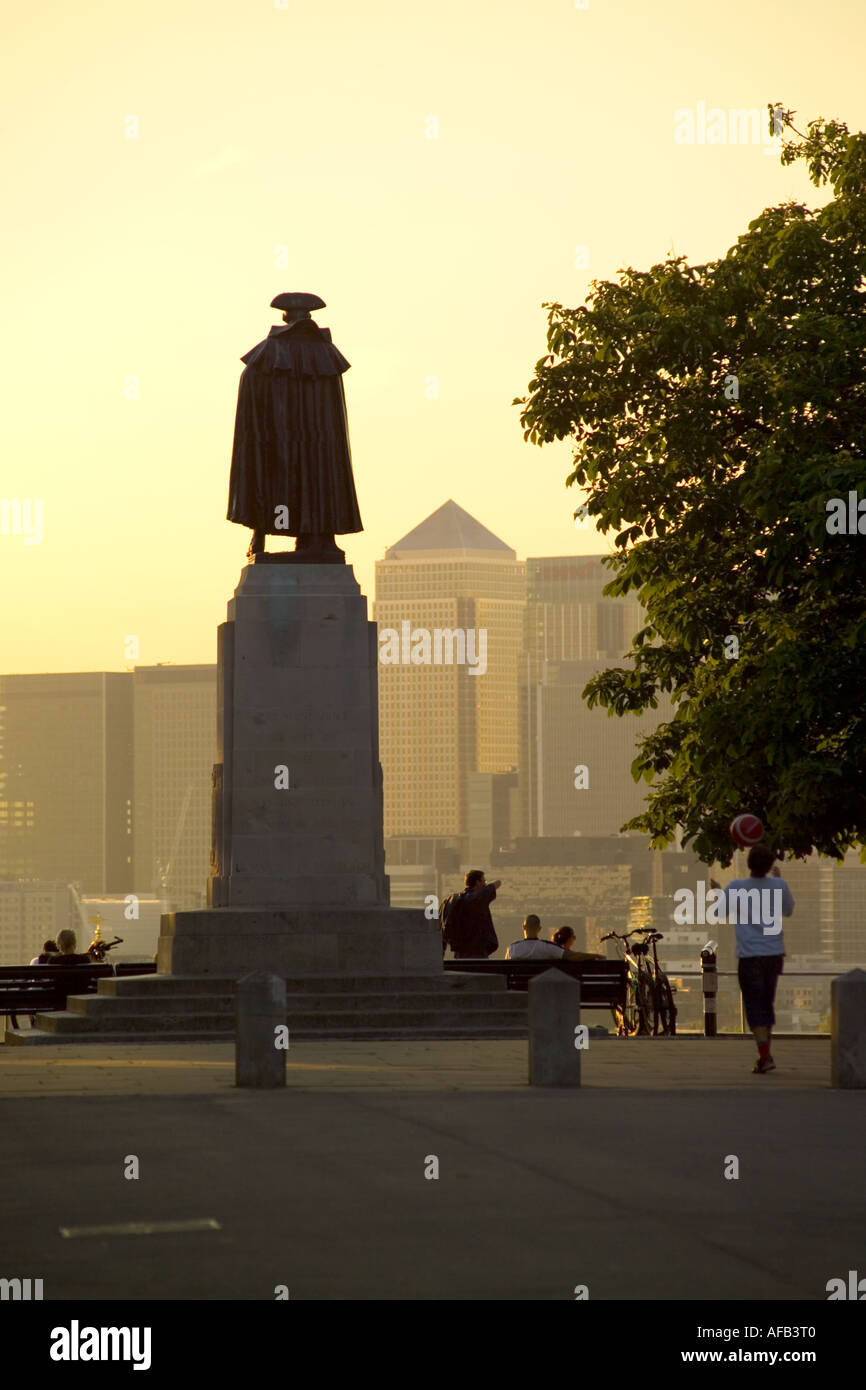 Statua al General Wolfe Greenwich Park al tramonto Foto Stock