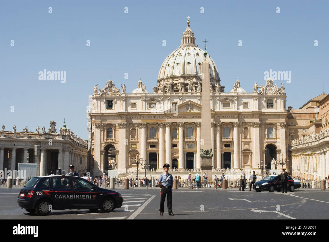 Vaticano con la protezione della polizia Foto Stock