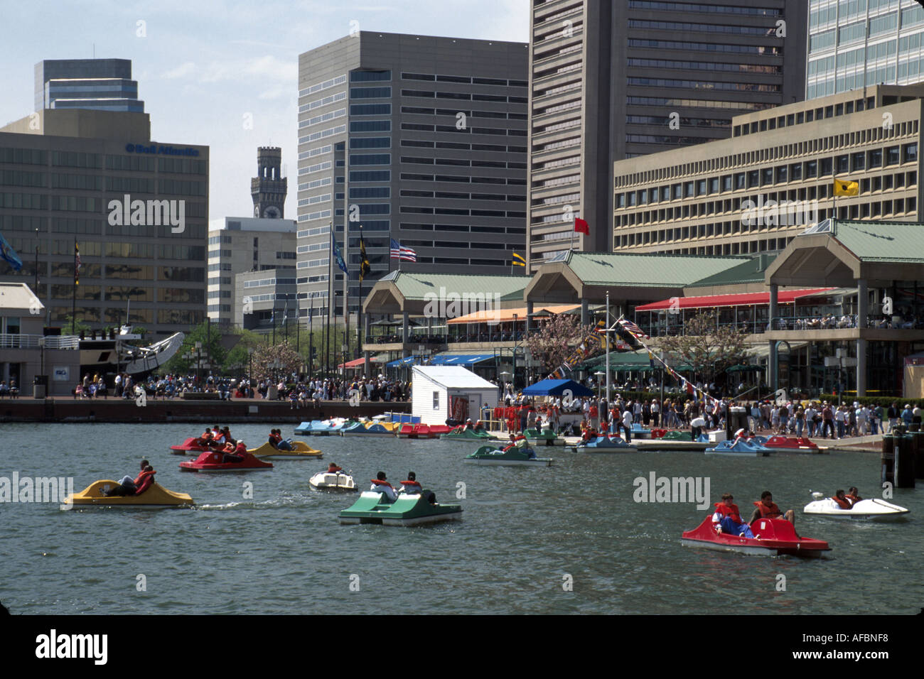 Maryland,MD,Mid Atlantic,Old Line state,Baltimora,Inner Harbour,Harbour,Harborplace Complex,Pratt Street Pavilion,edificio,Community Center,centro,tour Foto Stock