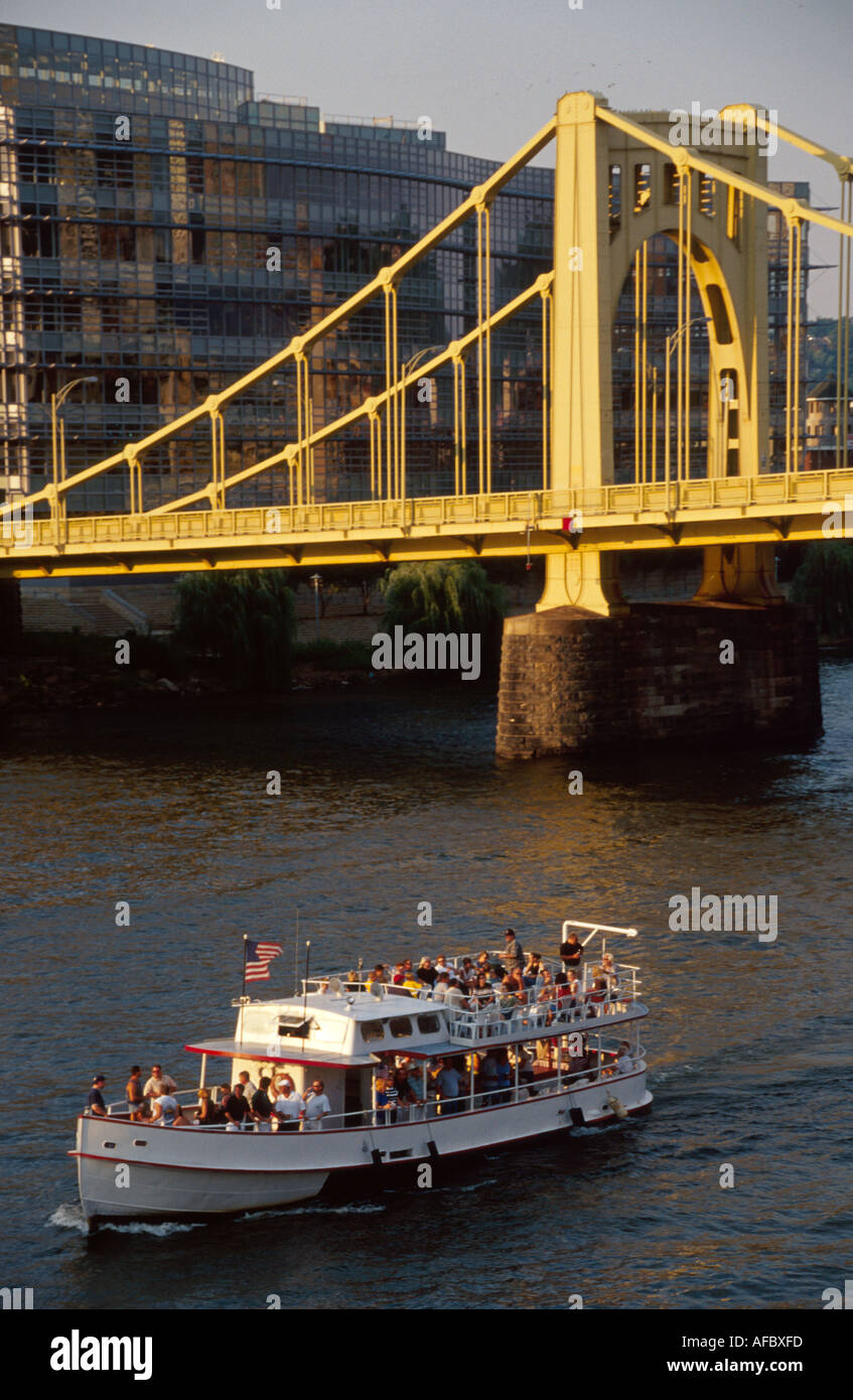 Pittsburgh, Pennsylvania, Allegheny River Water tour barca, turismo, viaggio, attrazioni, destinazione, destinazione, cultura, culturale, PA027, viaggi visitatori Foto Stock