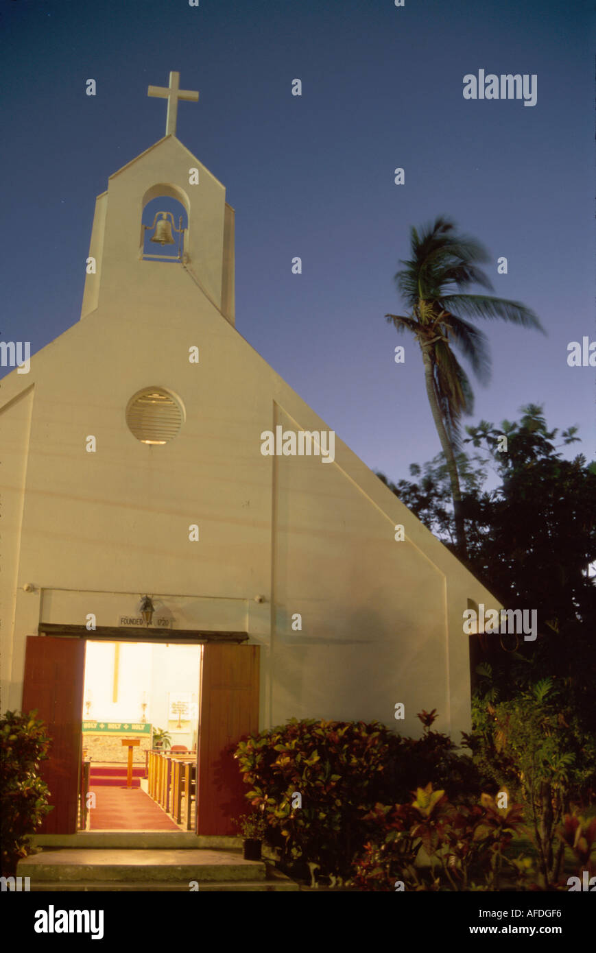 ISOLE Vergini AMERICANE, St John,Cruz Bay Water Inlet,Nazareth Lutheran Church,religione,credo,fede,culto,Casa di Dio,Cristiano,costruito nel 1720,campanile,ni Foto Stock