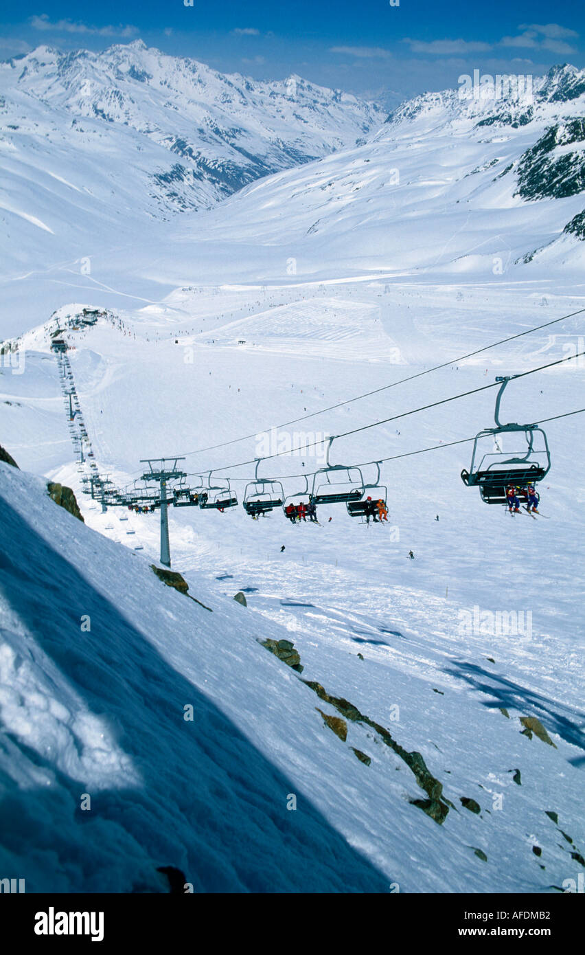Seggiovia sulla sommità del Maso Corto (Maso Corto), montagna Val Senales (Val Senales) Trentino Alto Adige Italia Aprile 1999 Foto Stock