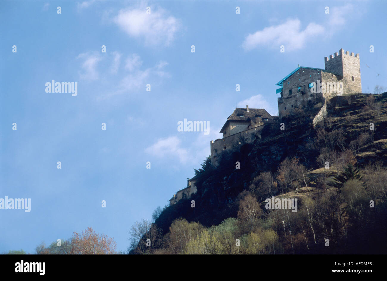 Castello Juval (Messner) in attraversamento della Val Venosta (Vinschgau) e la Val Senales (Val Senales), Naturno (Naturno) Trentino Alto Adige Italia Aprile 1999 Foto Stock