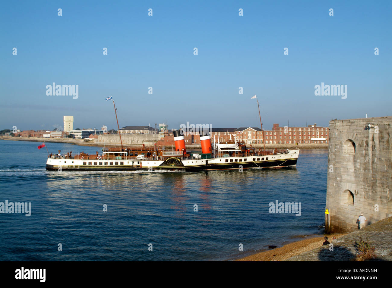 Battello a Vapore Waverley l'ultimo mare andando battello a vapore nel mondo costruito nel 1947 la vela in Portsmouth Foto Stock