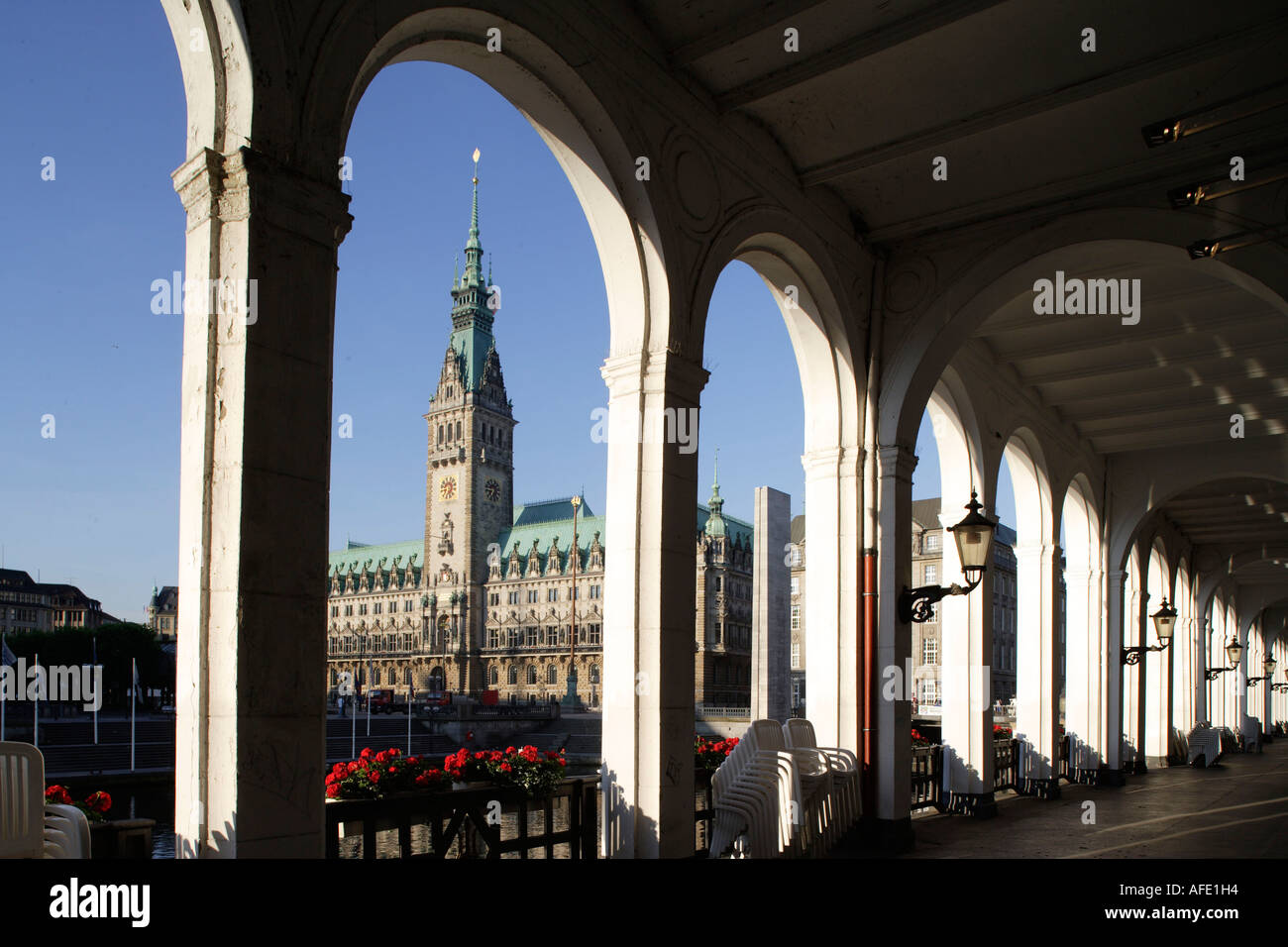 Il Municipio, Municipio Alster portici, Amburgo, Germania Foto Stock