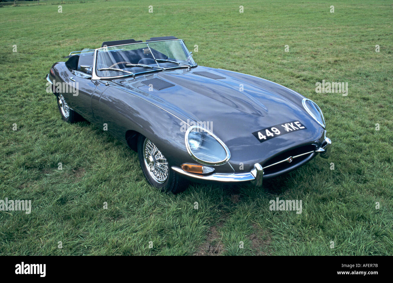 Jaguar E Tipo serie 1 Roadster 3 punto 8. Introdotto 1961 Foto Stock