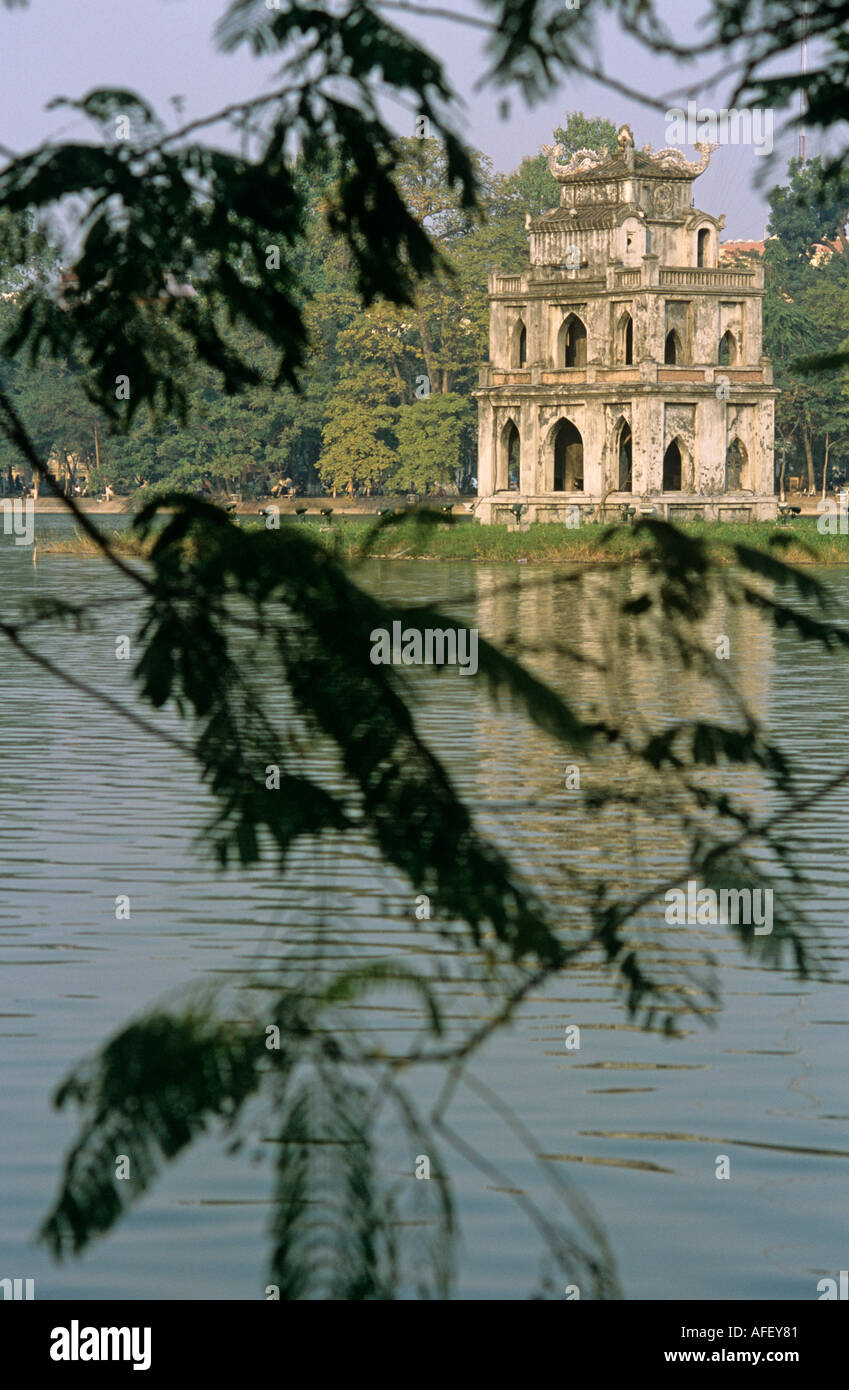 Il Lago Hoan Kiem Hanoi Vietnam Foto Stock