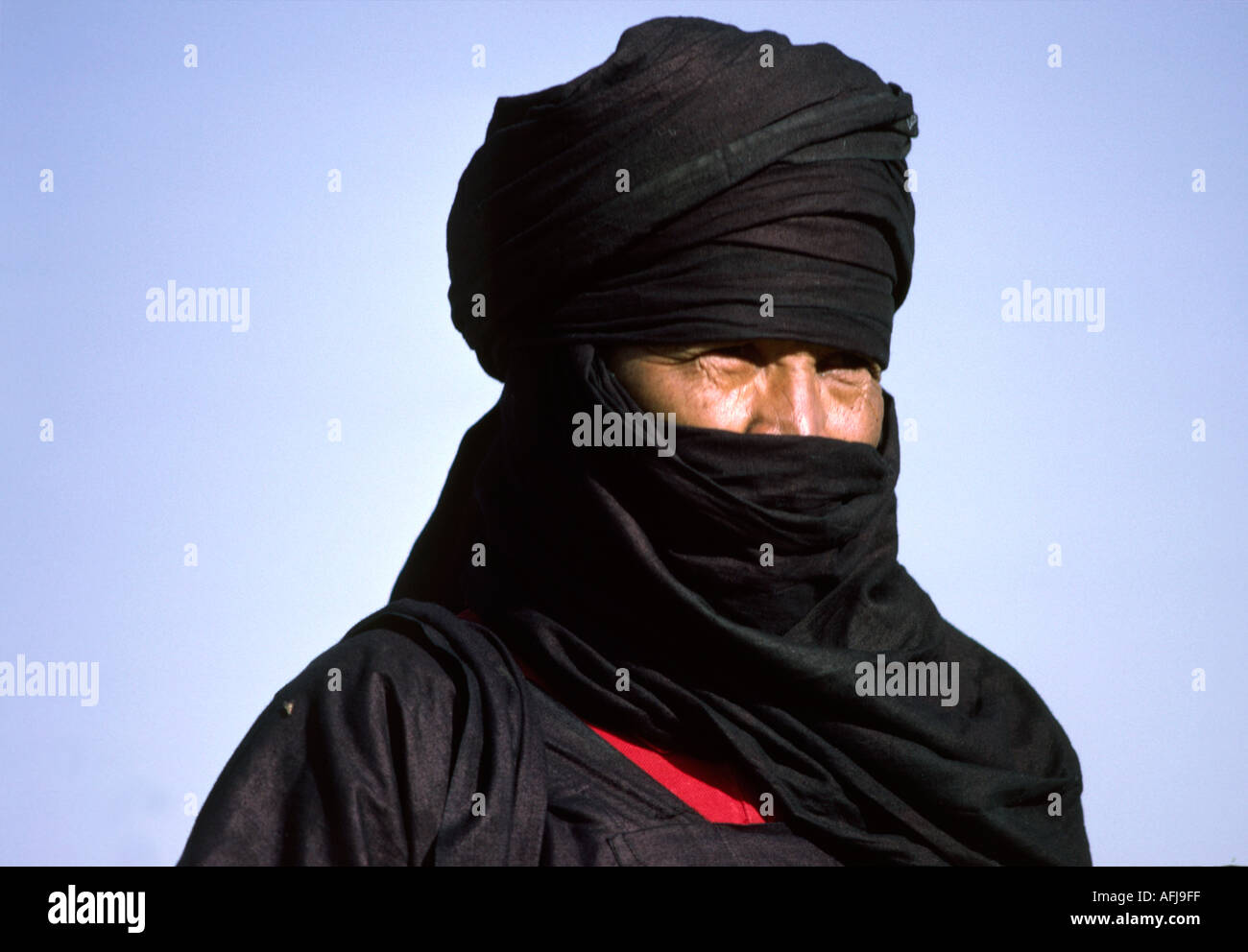 Touareg uomo in abito tradizionale Algeria Foto Stock