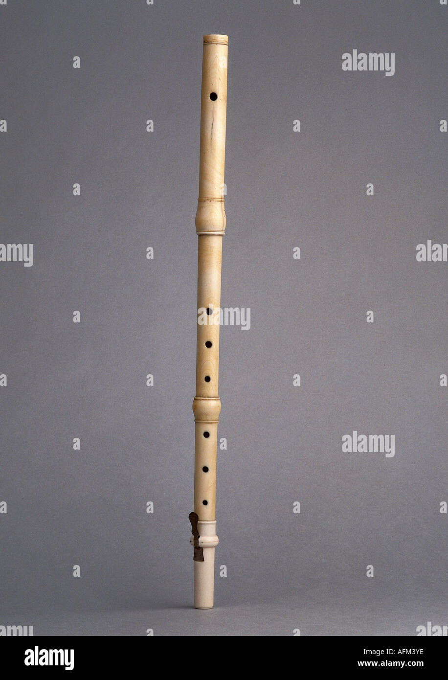 Musica, strumenti, flauto tedesco, in Germania, circa 1720, Stadtmuseum  Monaco di Baviera, strumento a fiato, storico, storico barocco, XVIII Foto  stock - Alamy