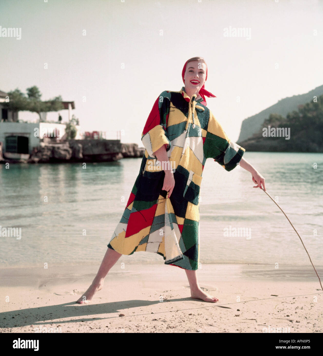 moda, costume da bagno, 1960s, giovane donna in accappatoio, 60s, , Foto Stock