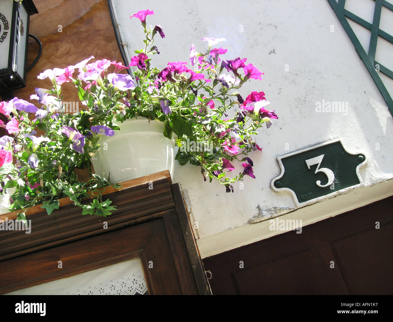 Dettaglio del pittoresco ristorante Poulbot all'angolo di rue Norvins a Montmartre Parigi Francia Foto Stock