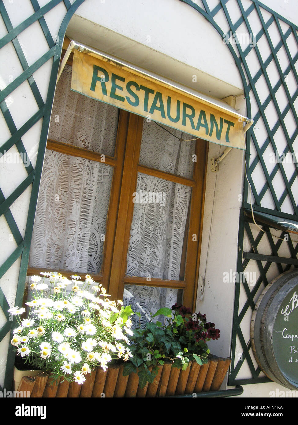 Dettaglio del pittoresco ristorante Poulbot all'angolo di rue Norvins a Montmartre Parigi Francia Foto Stock