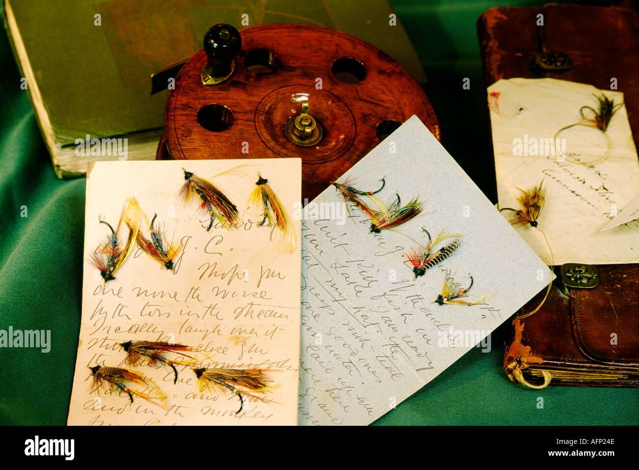 Museo nazionale della pesca a mosca nella piccola città di Manchester, Vermont, USA. Mano legata vola e archiviare le lettere dall Irlanda Foto Stock