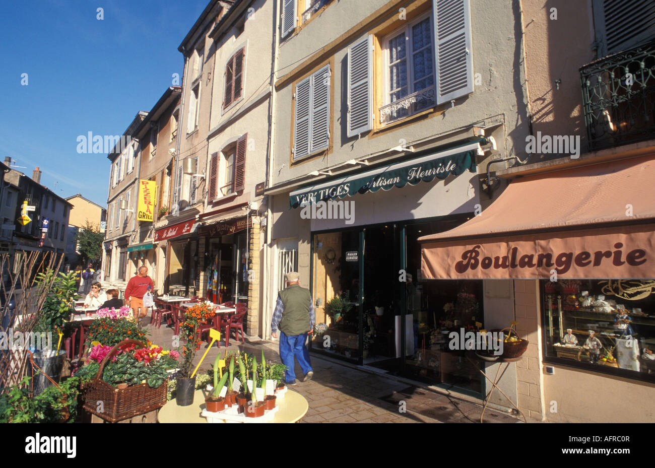 Nei piccoli negozi di Cluny Borgogna Francia Foto Stock