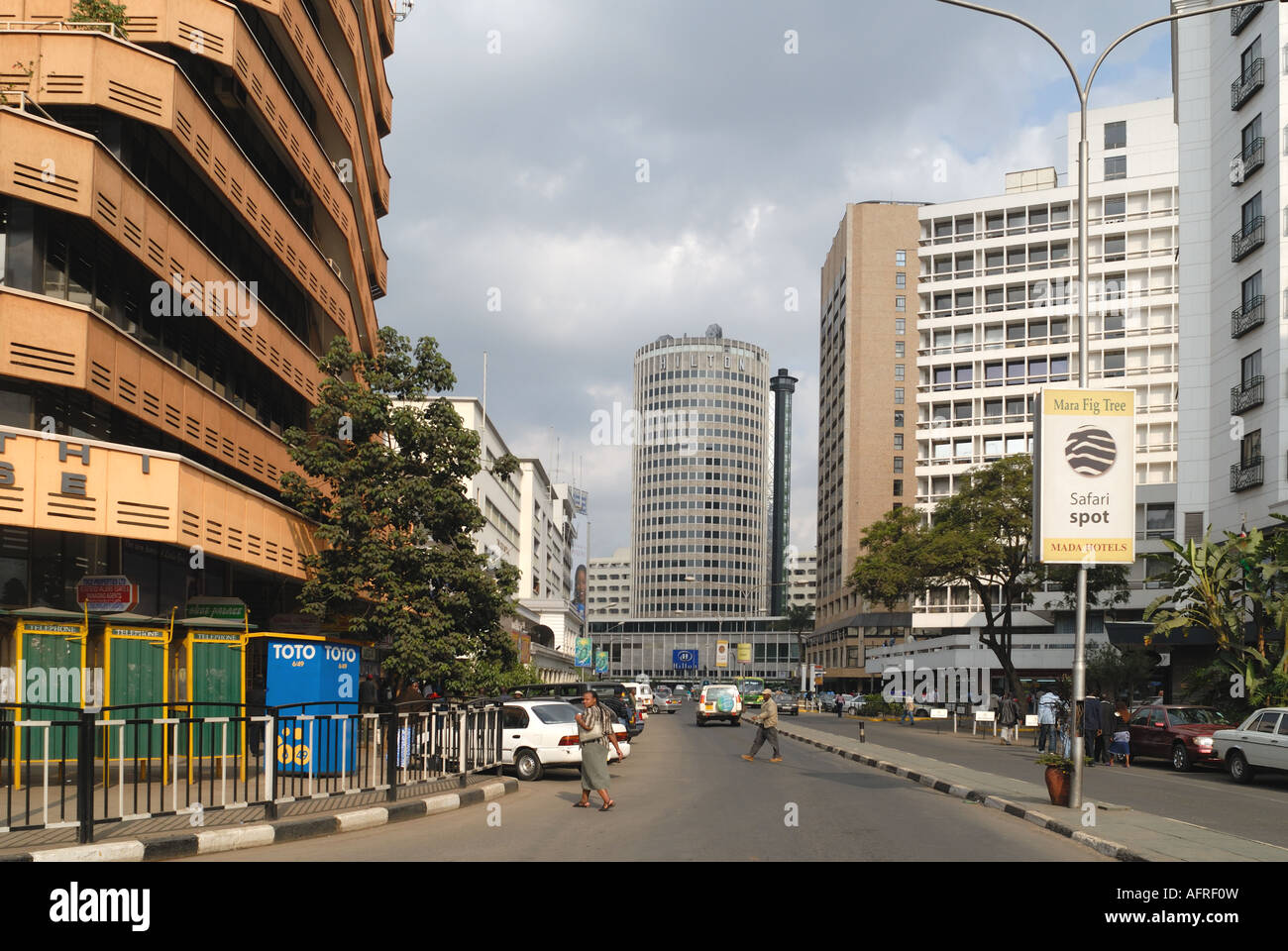 Kimathi Street Nairobi Kenya Africa orientale la Hilton International Hotel si trova alla fine della strada Foto Stock