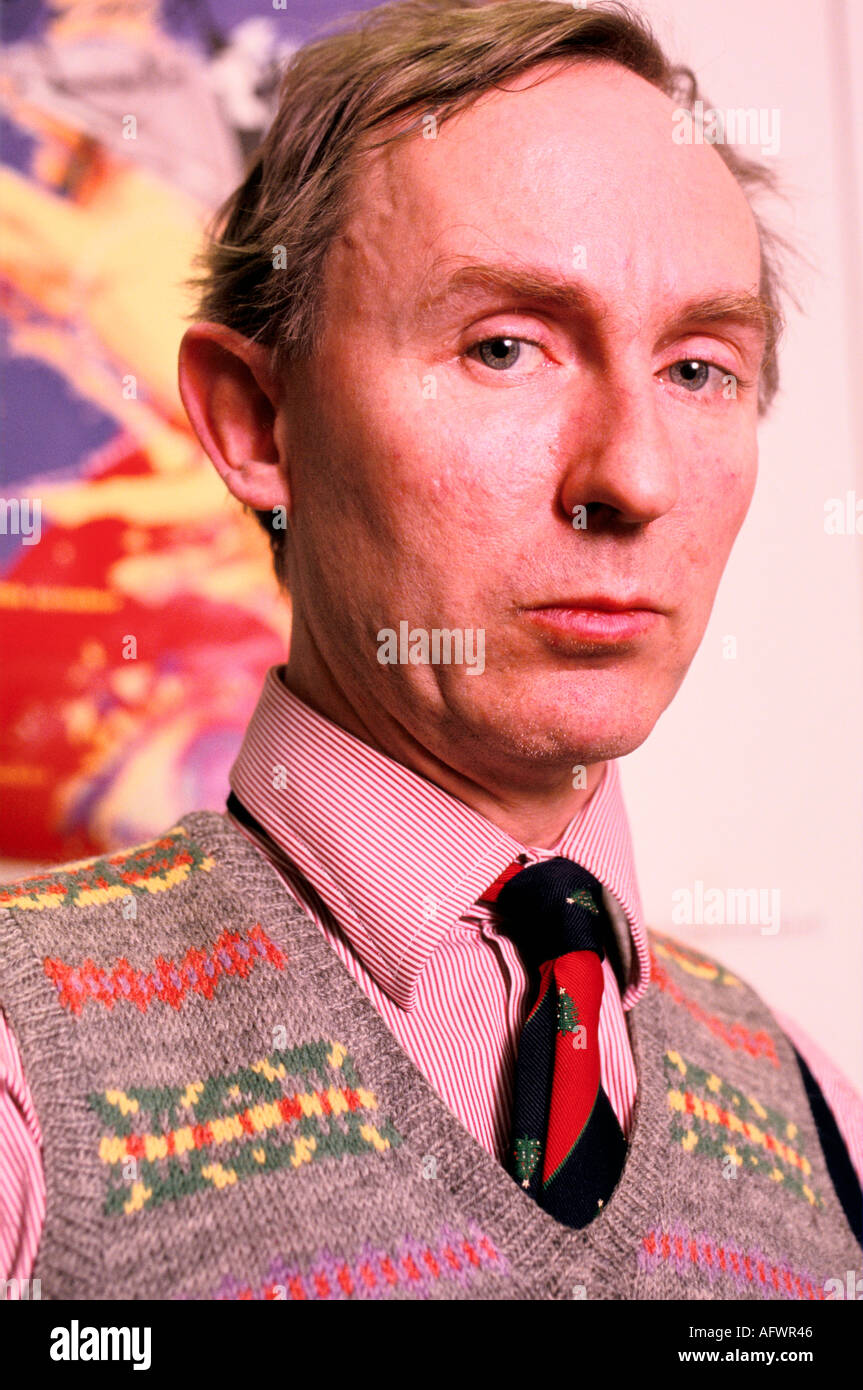 A N Wilson autore ritratto, autore di biografie critiche, romanzi e opere di storia popolare. Londra Inghilterra intorno agli anni '19911990 Regno Unito. HOMER SYKES Foto Stock