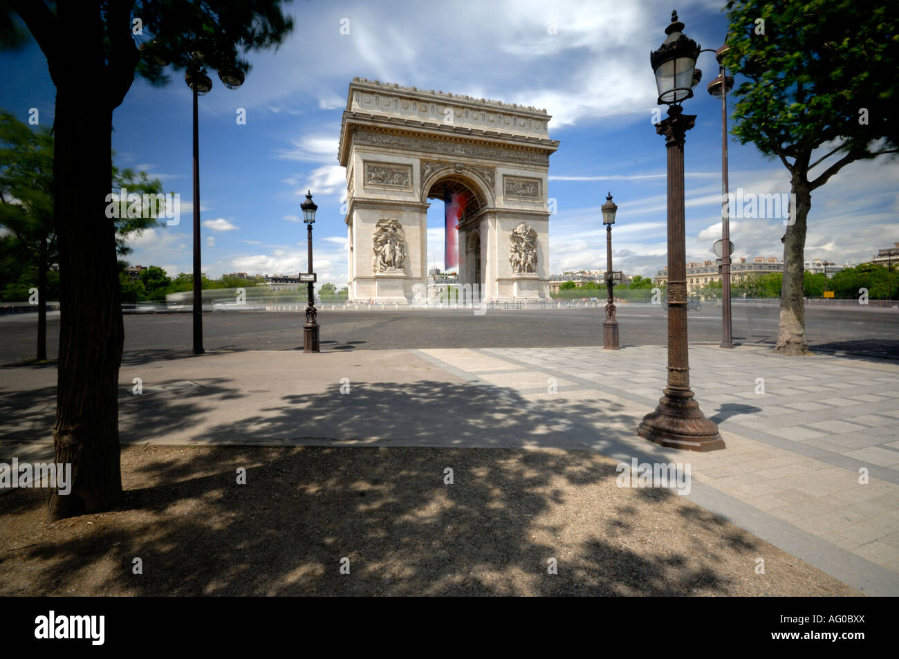 Deserto Arco di Trionfo di Parigi. Arc de Triomphe déserté Foto Stock