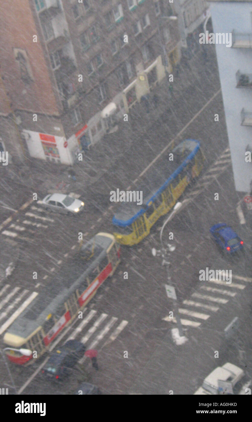 La Slovacchia Bratislava il Tram in caso di maltempo Foto Stock