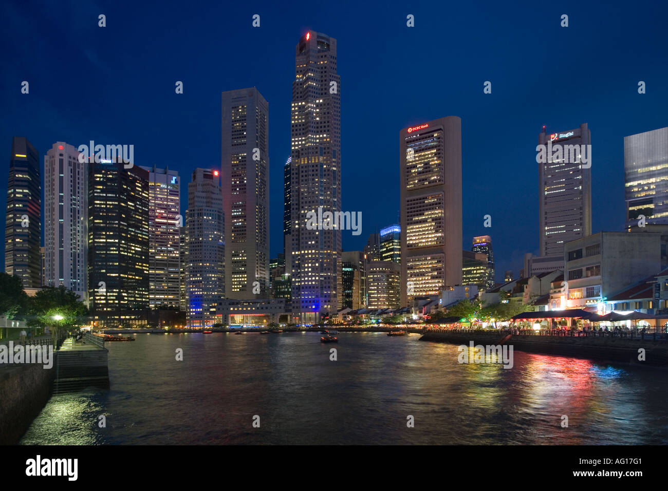 Area del centro cittadino di Singapore visto da Boat Quay Foto Stock