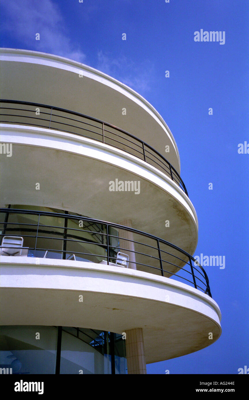 Il balcone del De La Warr Pavilion a Bexhill on Sea East Sussex England Foto Stock