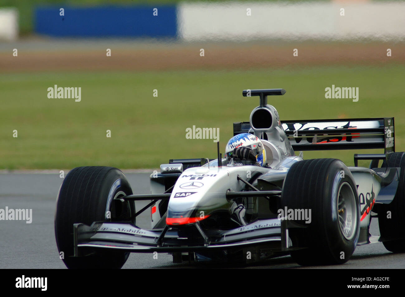 ALEX WURZ TEST MCLAREN auto di Formula Uno sul circuito di Silverstone Foto Stock