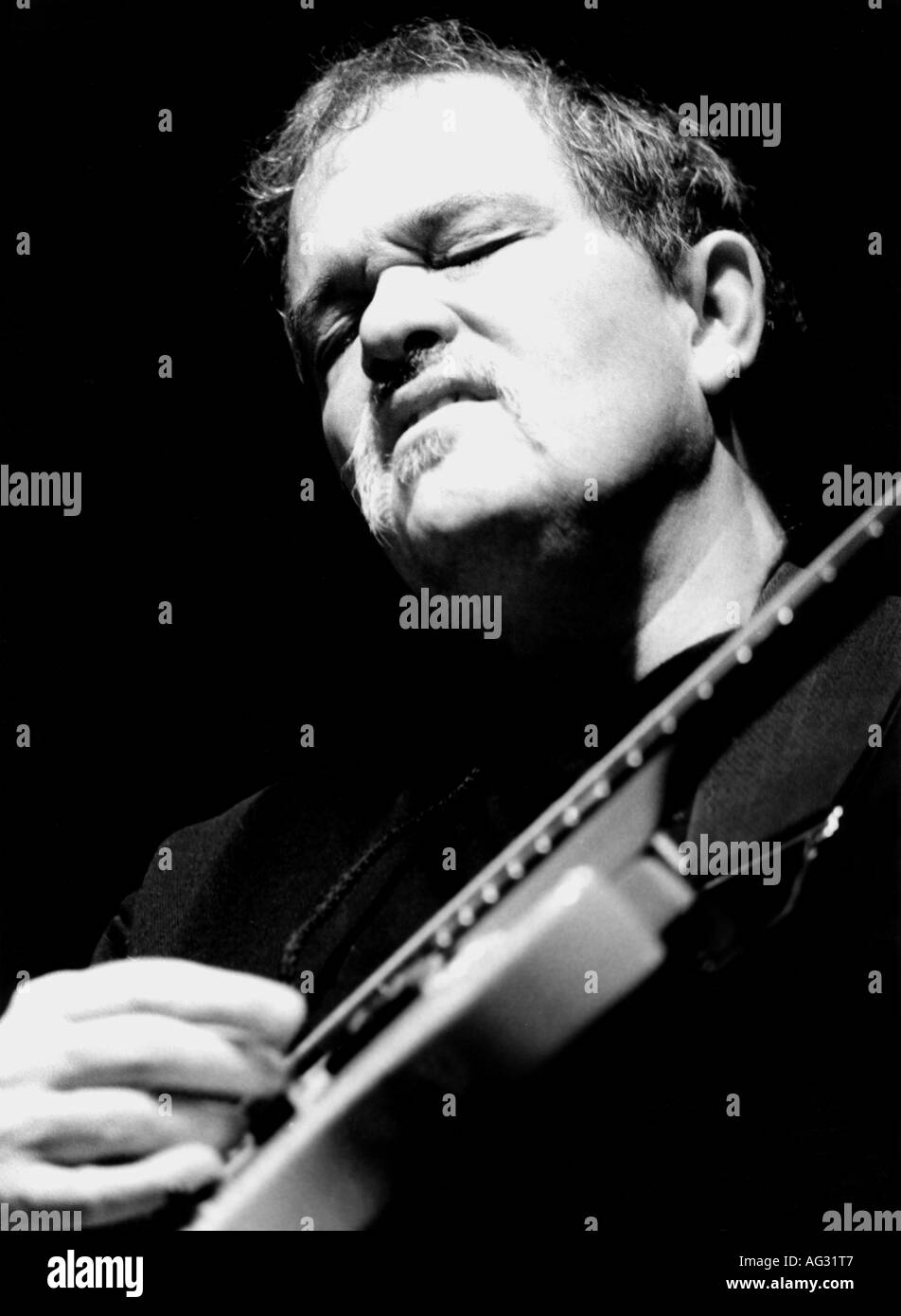 Abercrombie, John, * 16.12.1944, musicista americano (Jazz), con e-chitarra, ritratto, live performance, Mannheim, marzo 1997, Foto Stock