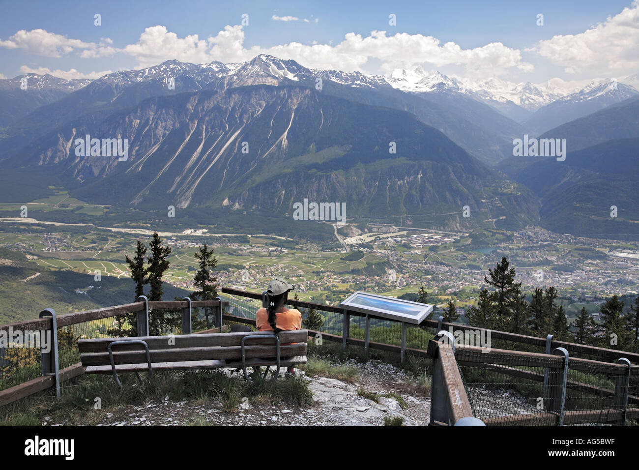 Visualizzazione turistica panorama di montagna Foto Stock