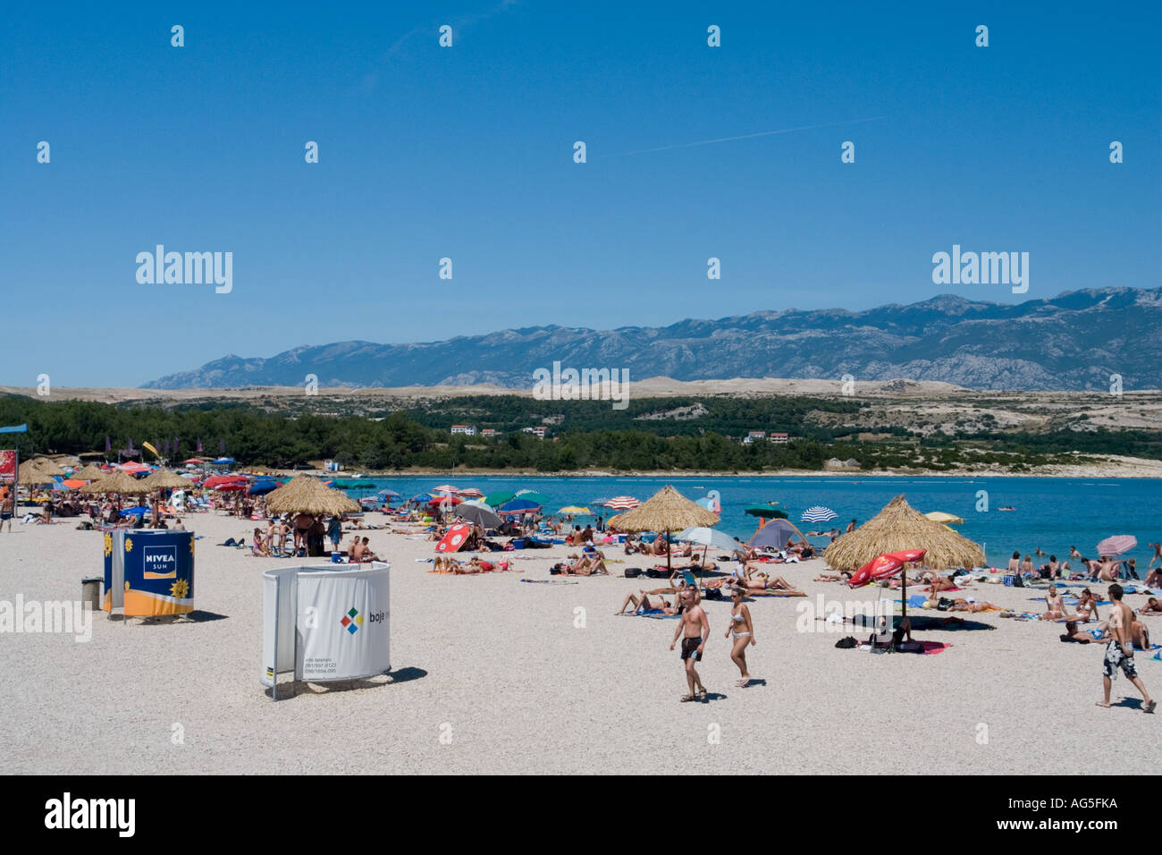 La Spiaggia Zrce Sull Isola Di Pag In Croazia Europa Foto