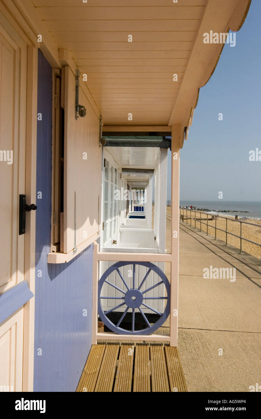 Cabine sulla spiaggia, a southwold SUFFOLK REGNO UNITO Foto Stock