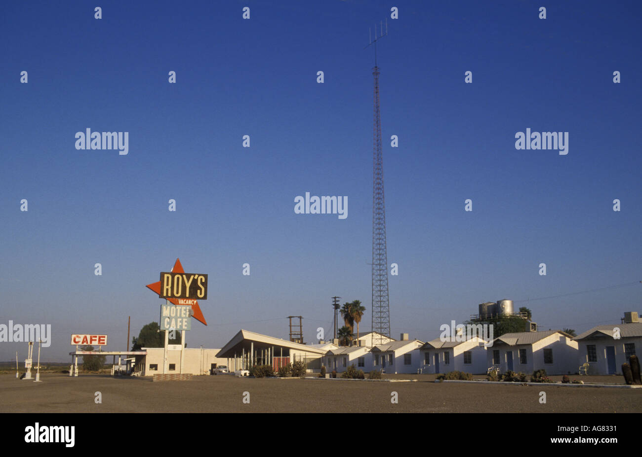 California Deserto Mojave storica Route 66 Roys Motel e Cafe nella città di Amboy Foto Stock