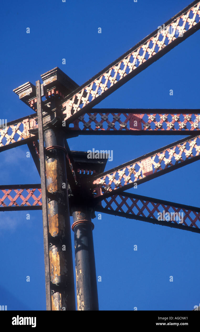 Gasometro dietro la stazione di King Cross a Londra Foto Stock