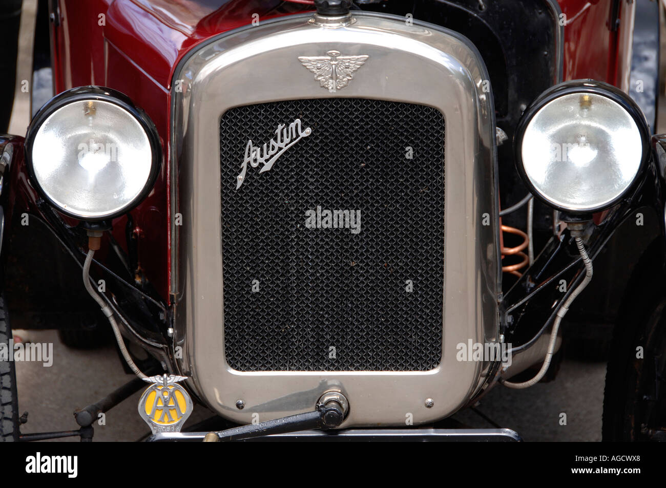 La parte anteriore di un vecchio Austin sette auto classica Foto Stock