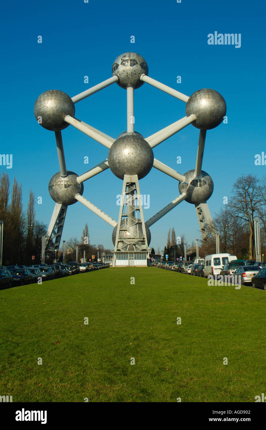 L'acciaio e alluminio Atomium in Heysel Park Bruxelles Belgio Europa UE Foto Stock