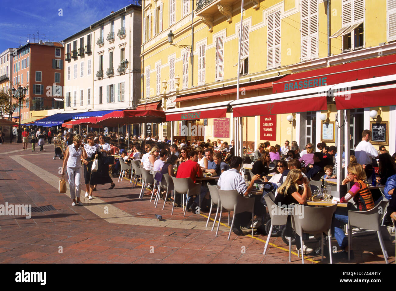 Flower Market Cafè a Nizza sulla Costa Azzurra di Cote d Azur Foto Stock