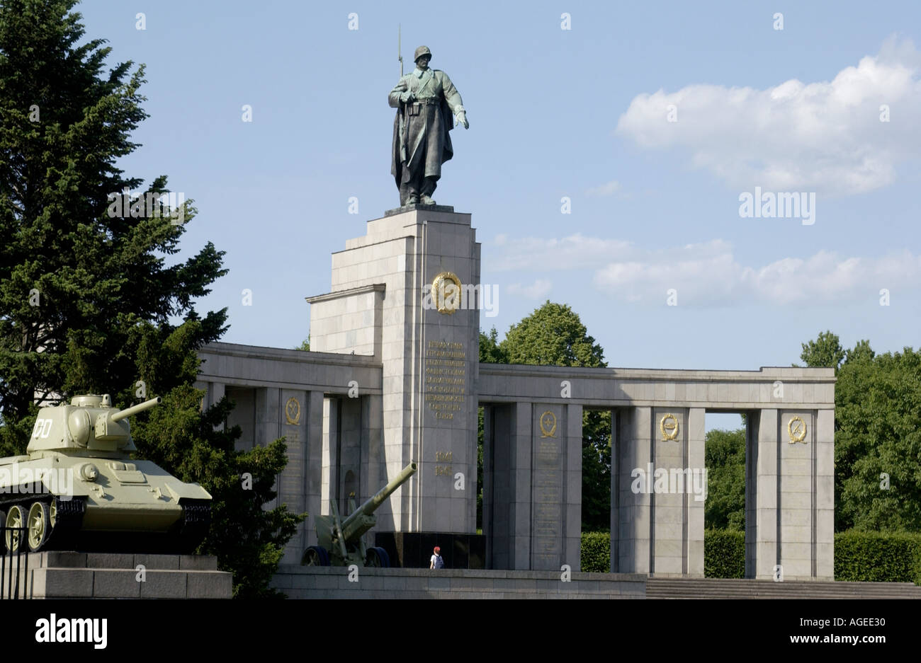 Memoriale di guerra in quello che è stato a Berlino Est Foto Stock