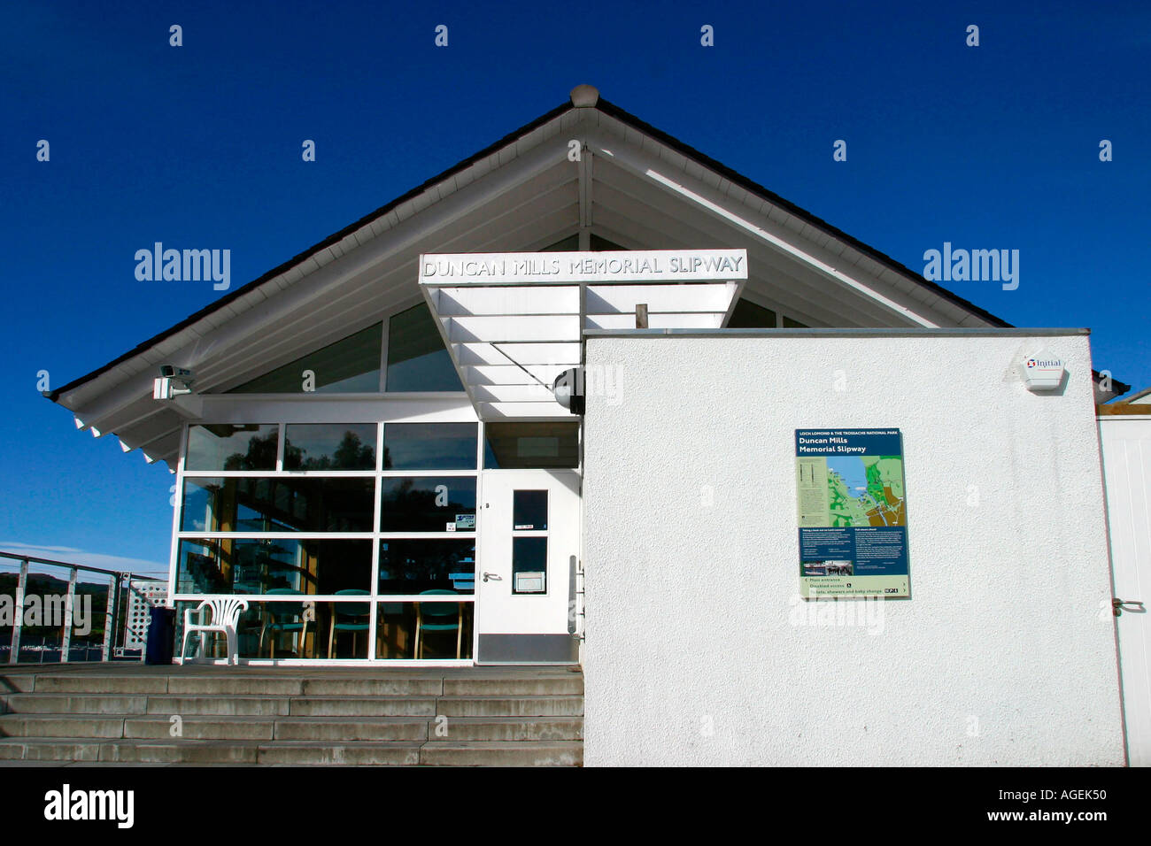 Duncan Mills Memorial scalo Balloch Loch Lomond Scozia Scotland Foto Stock