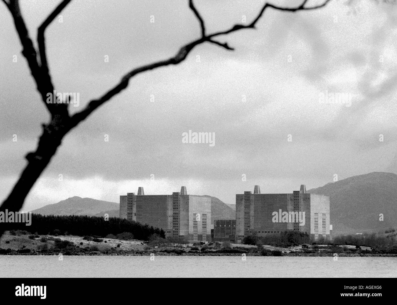 Il Magnox twin Reattore nucleare ad Trawsfynnyd Wales UK chiusa nel 1993 Foto Stock Il Magnox twin Reattore nucleare ad Trawsfynnyd Wales UK chiusa nel 1993 Foto Stock