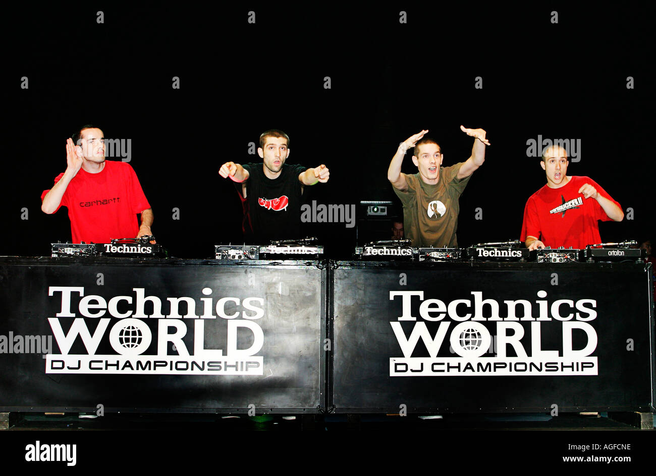 C2C dalla Francia i vincitori del campionato del Team presso la tecnica DMC World DJ Championships a Hammersmith Apollo Foto Stock