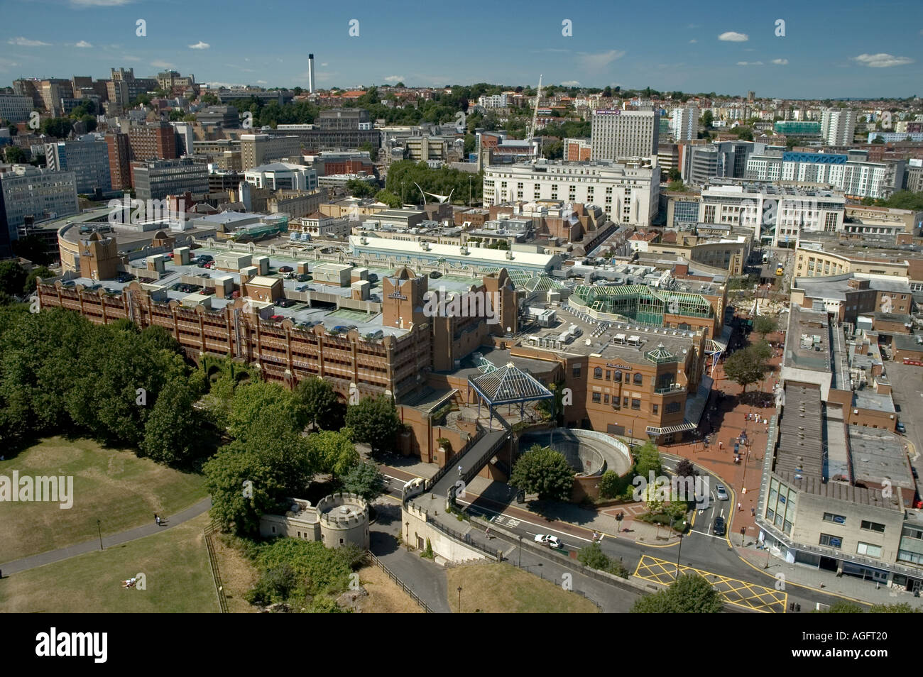 Fotografia aerea delle gallerie Bristol presi da un palloncino elio su Castle Green Foto Stock