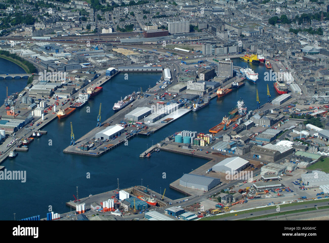 Il porto di Aberdeen dall'aria, Scozia, Estate 2006 Foto Stock