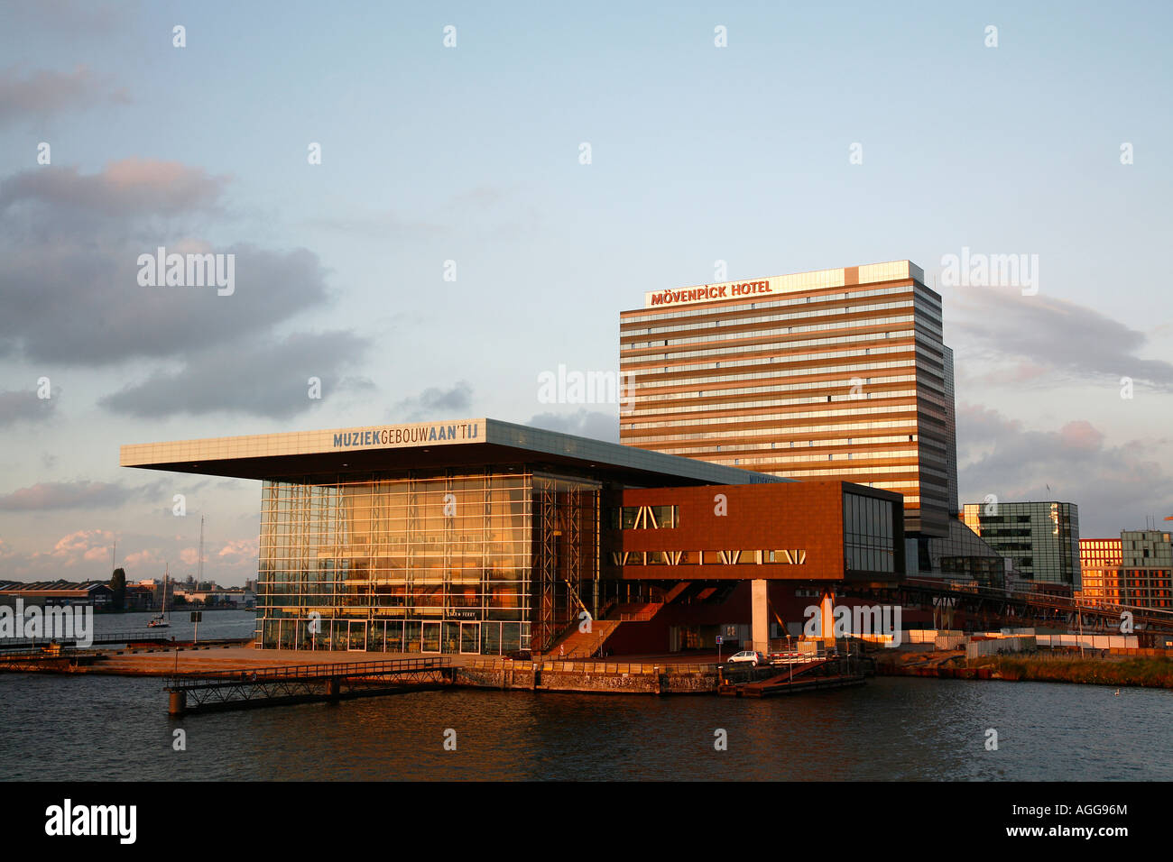 Muziekgebouw aan het IJ Amsterdam s nuova sala da concerto presso Oosterdok Holland Foto Stock