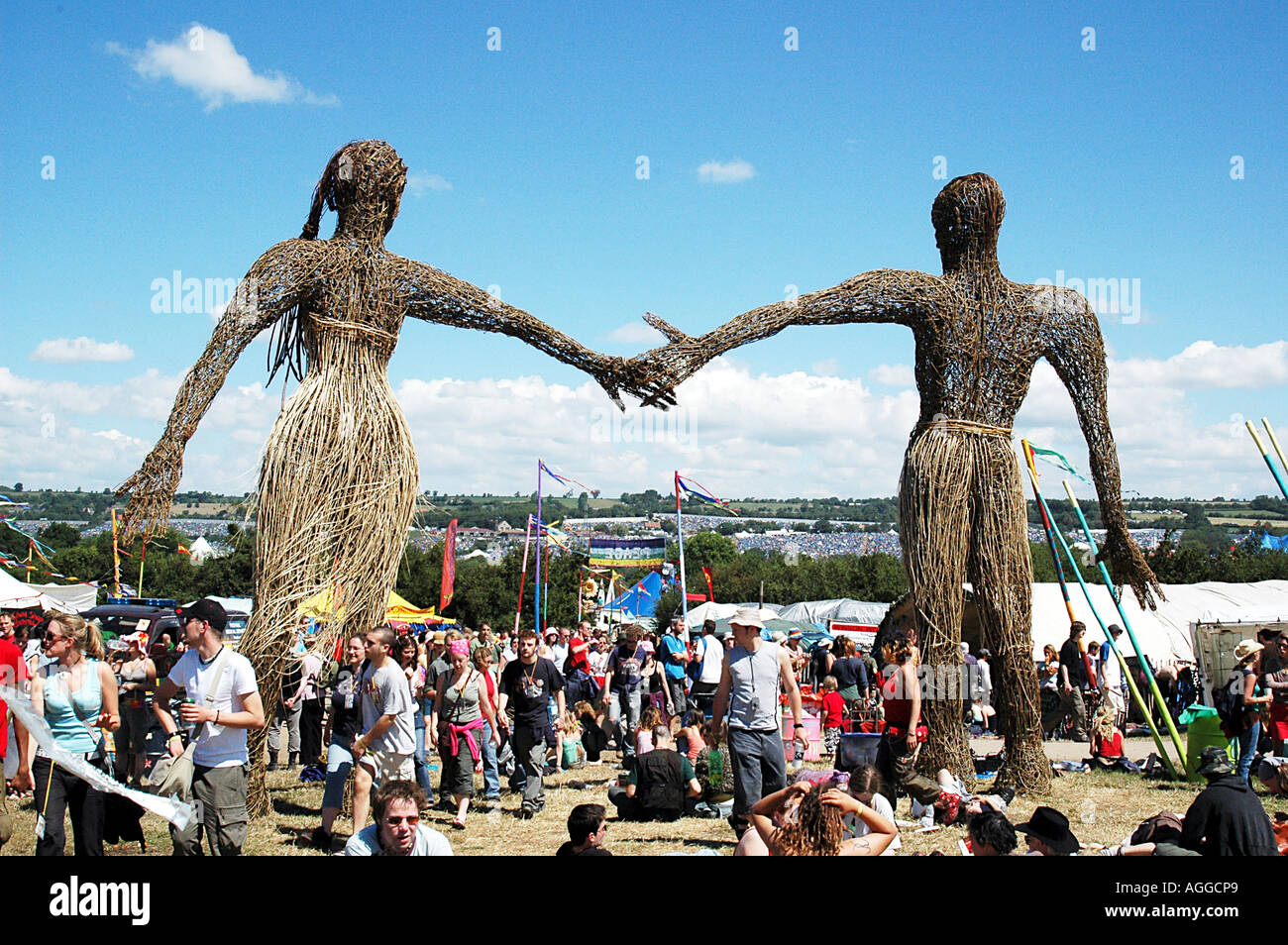 Statue di vimini a Glastonbury festival Foto Stock