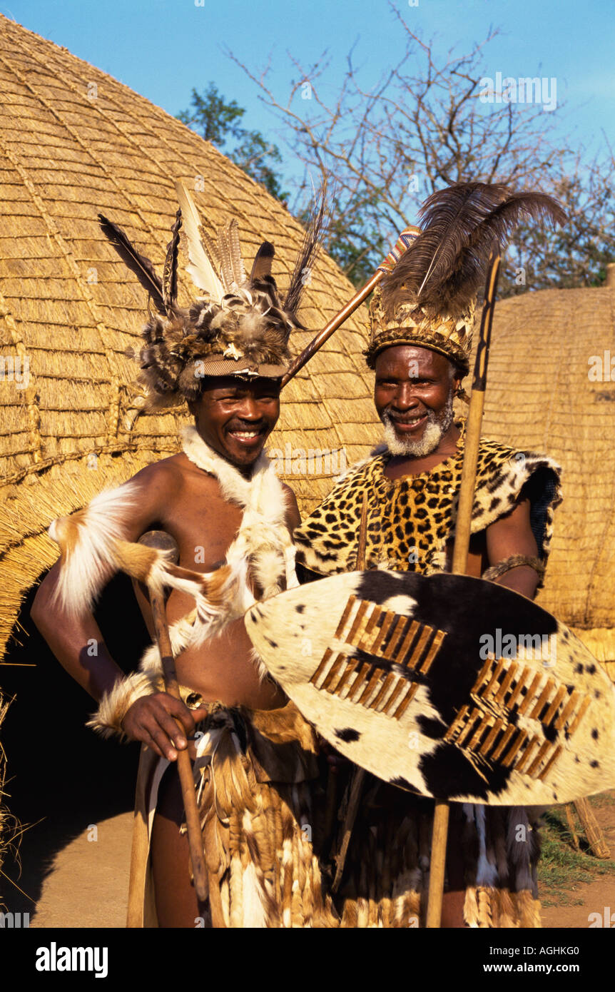 Sud Africa Simunye guerrieri Zulu Foto Stock