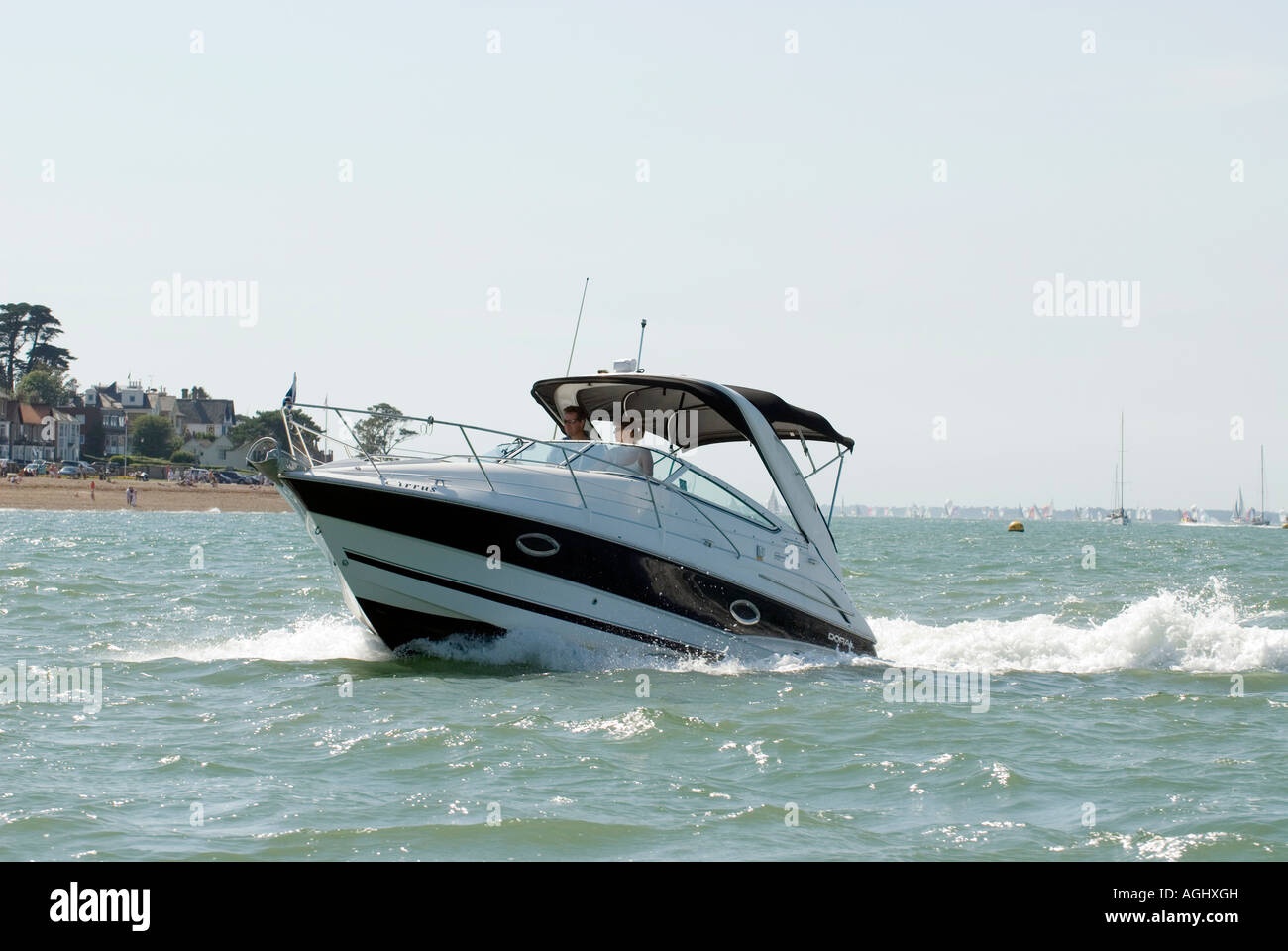 Doral 250 powerboat in mare nel Solent Foto Stock