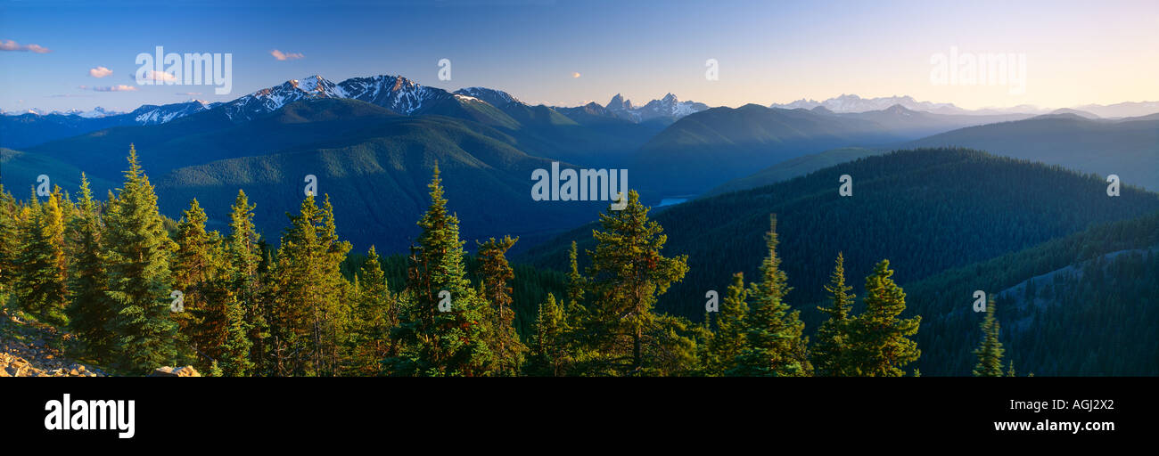 Una vista dei monti Cascade Manning Parco Provinciale della Columbia britannica in Canada Foto Stock