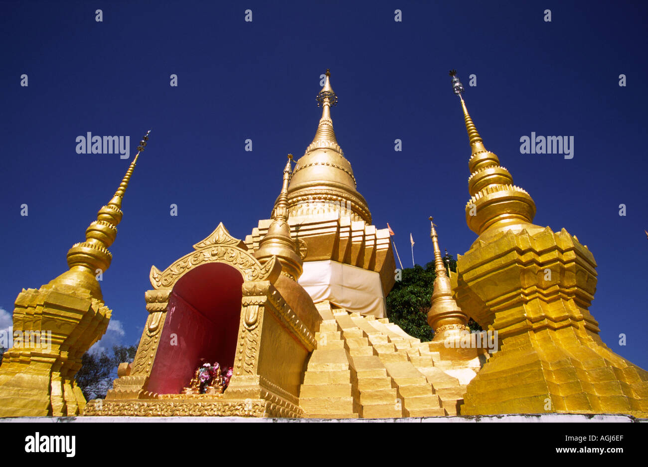 Cina Yunnan Menghun Guangjingha Hill Nanban Pagoda monastero Foto Stock