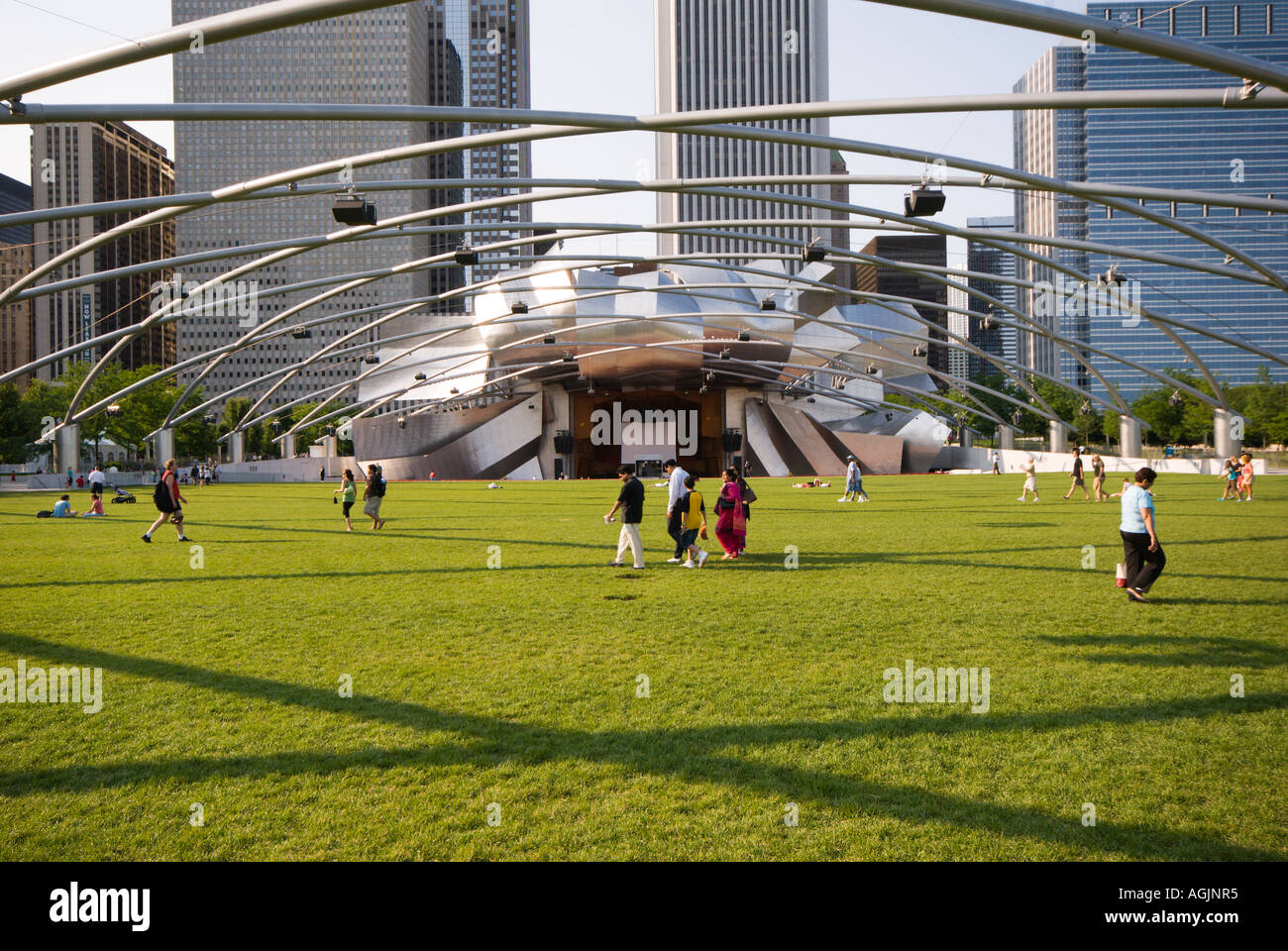 Jay Pritzker Pavilion di Millenium Park nel centro cittadino di Chicago in Illinois Foto Stock